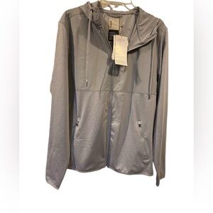 NWT Vuori Sunday element track jacket Size XL